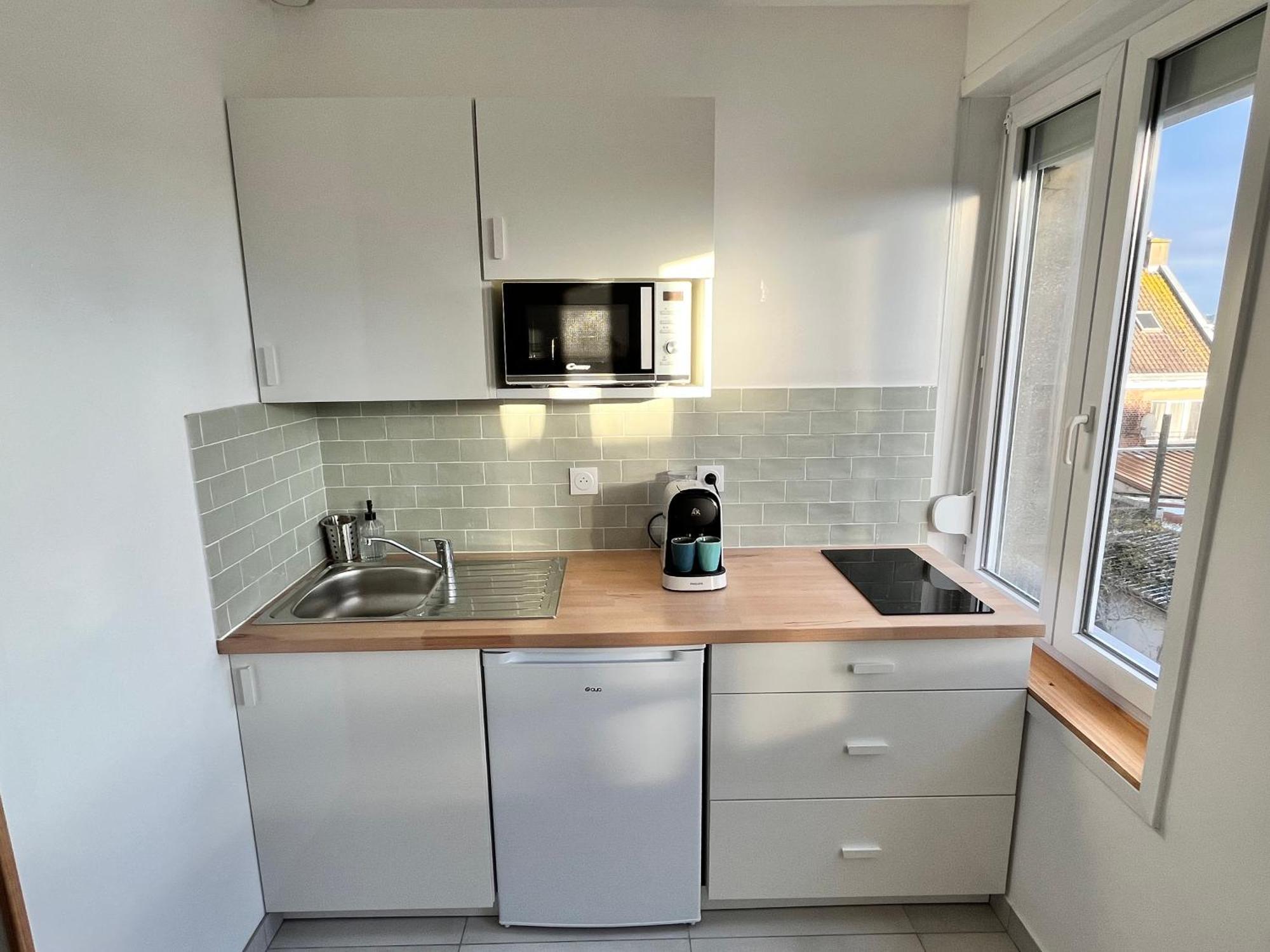 Les Appartements D'Ostende Calais Exterior photo